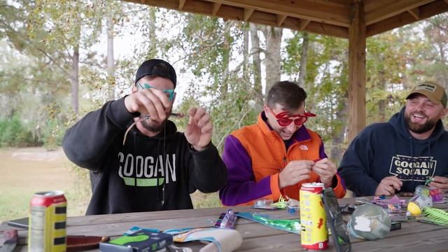 1v1v1 Dollar Store Lure Making Fishing Challenge (BIG FISH!) смотреть онлайн