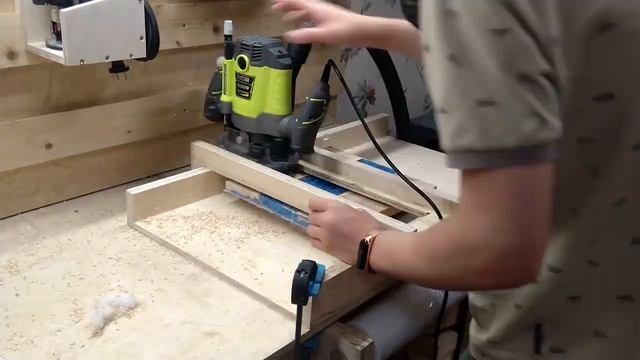 НАСТЕННЫЕ ЧАСЫ ИЗ ЭПОКСИДНОЙ СМОЛЫ! КАКИЕ ДОПУСТИЛ ОШИБКИ? ПЕРВЫЙ ОПЫТ! смотреть онлайн