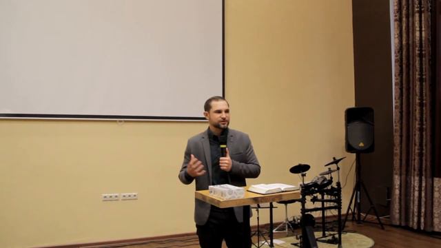 Собрались - разошлись / пастор Павел Зинченко / воскресная проповедь смотреть онлайн