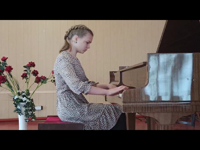 Карл Альберт Лешгорн "Этюд" исполняет Горбовская Дарья смотреть онлайн