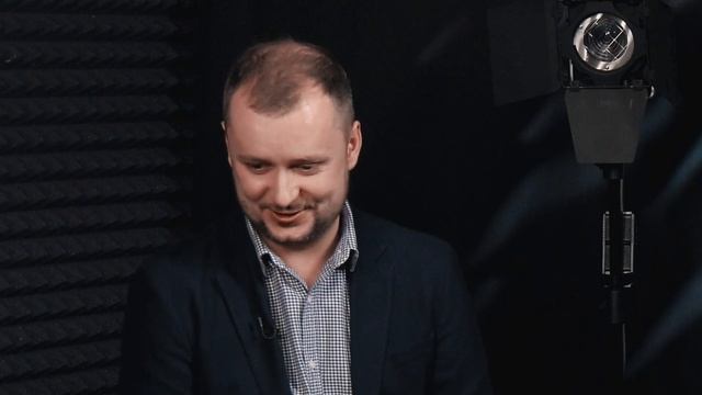 Снова за парту: обучение в магистратуре после долгого перерыва | Подкаст «Создавая завтра» смотреть онлайн