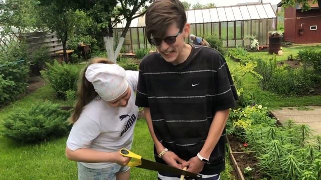 Сестра отрезала длинную ПИСЮ смотреть онлайн