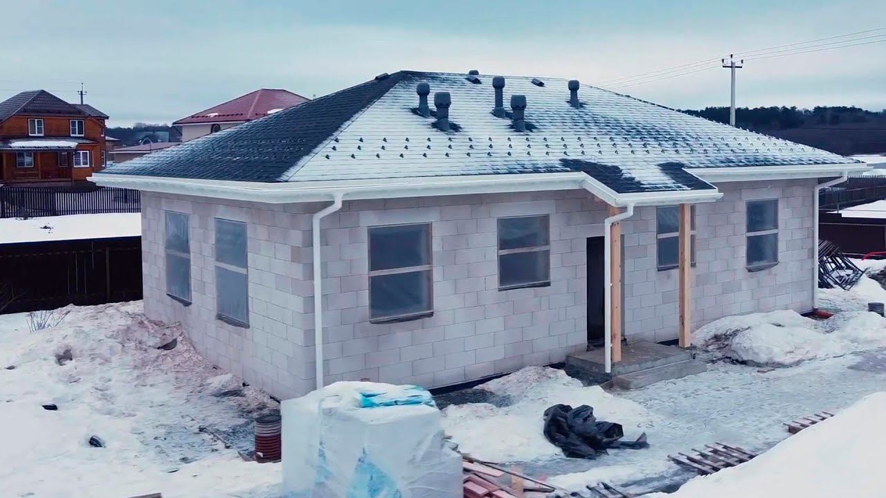 ЗАКОНЧИЛИ СТРОИТЕЛЬСТВО КОРОБКИ ДОМА ИЗ ГАЗОБЕТОНА. КАК ЭТО БЫЛО смотреть онлайн