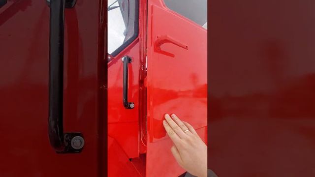 Экспресс обзор на трактор Т150 с двигателем ЯМЗ 236 от Вахненко Константина смотреть онлайн