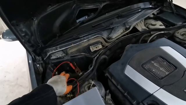Мерседес w221 не заводится, редкая неисправность. Mercedes-Benz w221 won't start, a rare malfunctio смотреть онлайн