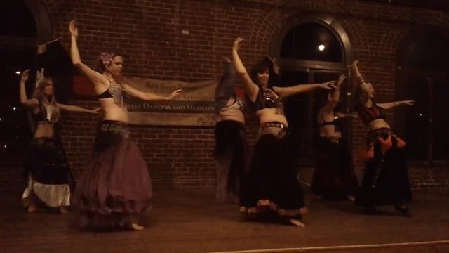 Shakira Gypsy смотреть онлайн