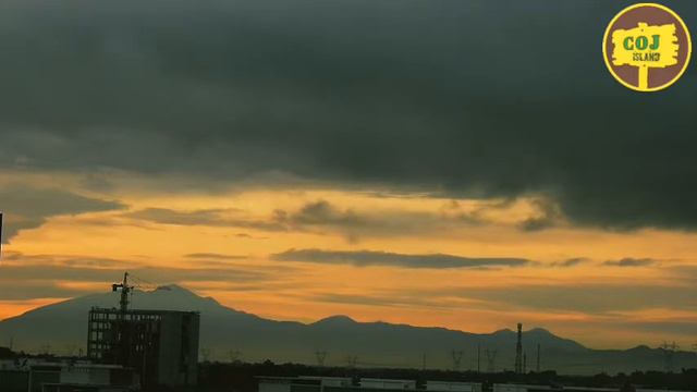 The First Sunrise | Happy New Year 2021 смотреть онлайн
