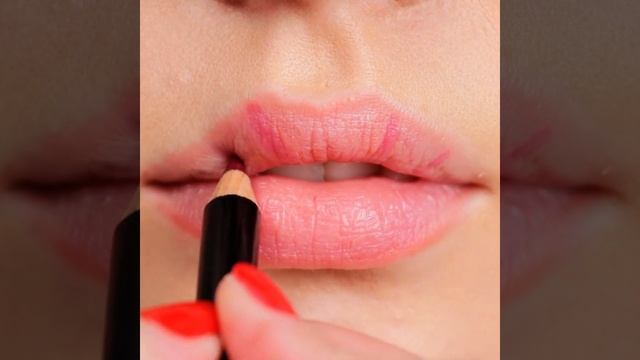 Идеи для идеального макияжа губ || Полезные бьюти лайфхаки смотреть онлайн