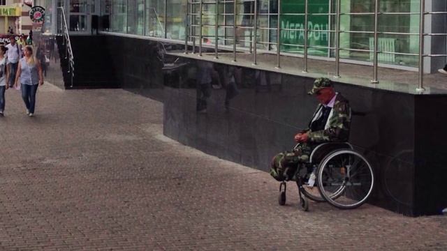 Ульяновский попрошайка из Липецка Серега читает Лермонтова смотреть онлайн