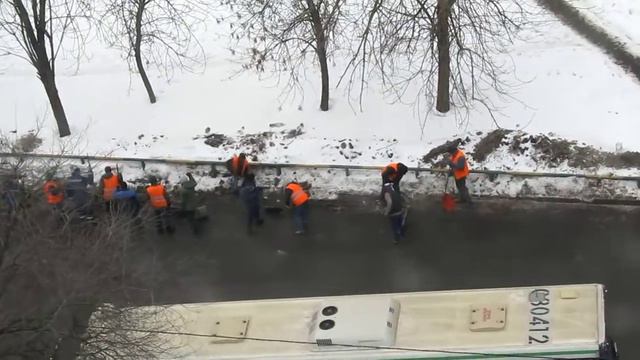 Перед выборами или референдумами, кто его знает?!) смотреть онлайн