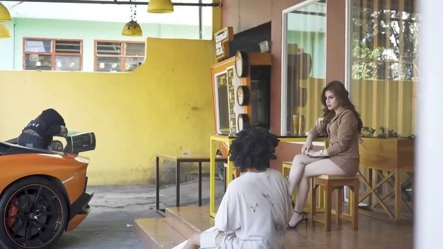 CEWE MATRE ?? GEMBEL SULTAN DIBILANG MALING LAMBORGHINI ??wkwk.... смотреть онлайн