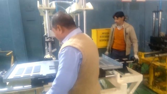 Sheet Metal Cabinet Bending Machine смотреть онлайн