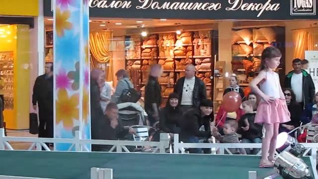 показ День Рождения магазина Европа смотреть онлайн