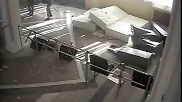 Жанаозен 16 декабря запись с камер видеонаблюдения . смотреть онлайн