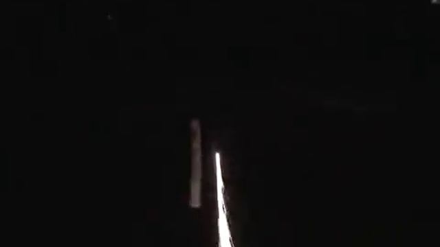 Skydiving at night with magnesium flares смотреть онлайн