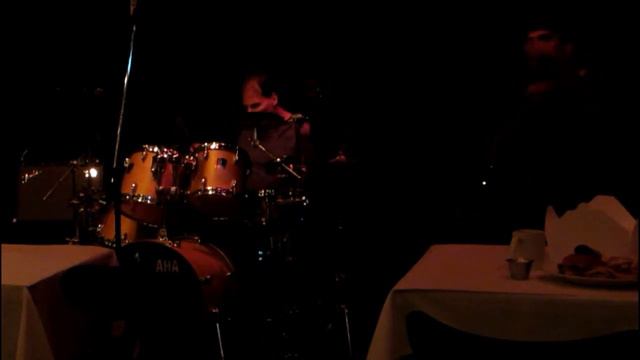Eric G on Yamaha Stage Custom Drums смотреть онлайн