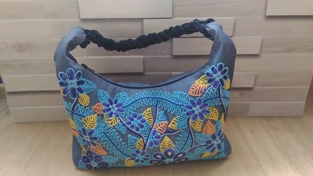 Вышитая сумка ВДВ и не только. Как я шила сумку. смотреть онлайн