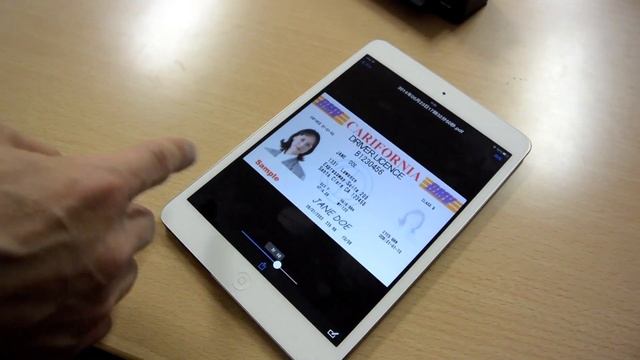 PFUのiPhone/iPad対応Wi-Fi・バッテリー搭載コンパクトスキャナ「FUJITSU ScanSnap iX100」製品紹介 смотреть онлайн