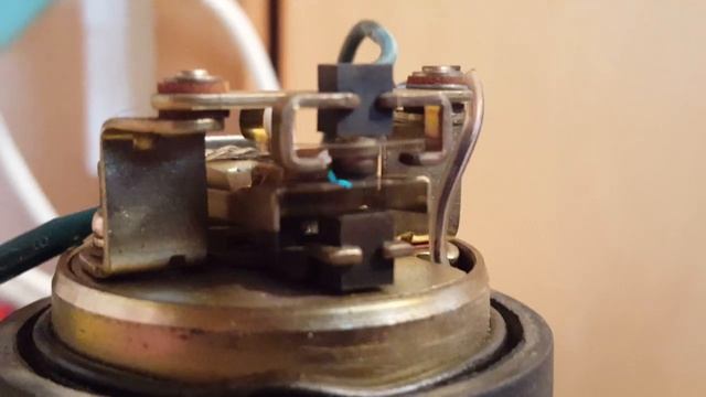 Contacts pompe à essence AfricaTwin 750 sans modification смотреть онлайн