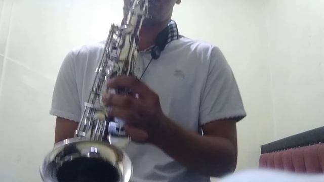 Tanah Airku Tidak Kulupakan Saxophone смотреть онлайн