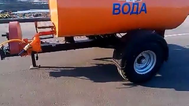 Бочка поливомоечная ОПМ-3,5 для тракторной техники и коммунальных машин смотреть онлайн