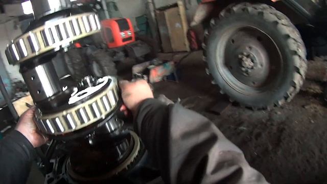 Началось в колхозе утро 5/51. Ставим коленвал и ГРМ ЯМЗ-240. смотреть онлайн