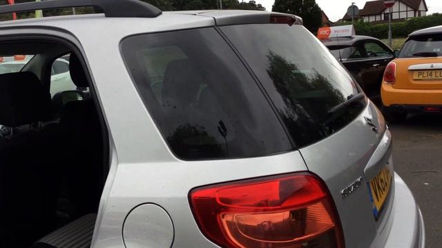 Suzuki SX4 SZ5 4X4 Walkaround смотреть онлайн