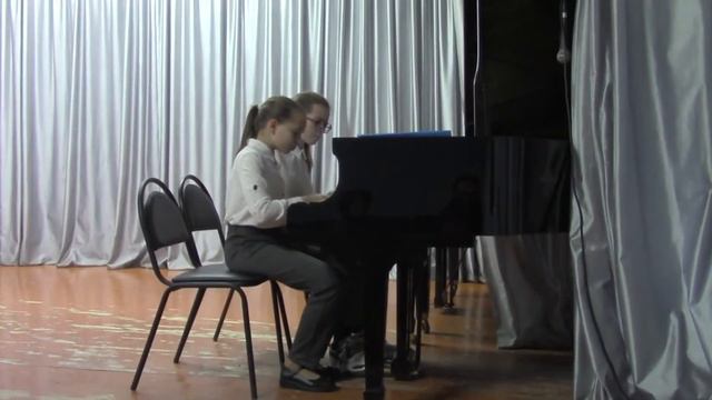 АНСАМБЛЬ ПИАНИСТОВ (ЛЯШКОВА Л.,СОБОЛЬ К.) г. НОВОЗЫБКОВ смотреть онлайн