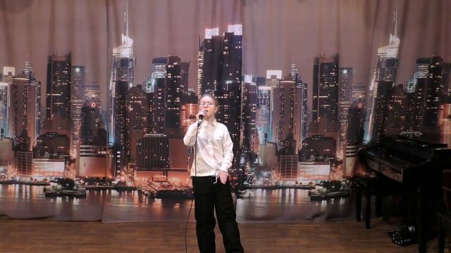 Киреева Анна, 10 лет. "Россия". Музыка Б.Стоун, слова А.Лапшаков. смотреть онлайн