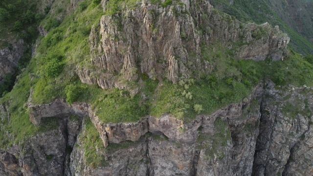 Дорога в Монастырь Татев | Гид по Армении смотреть онлайн