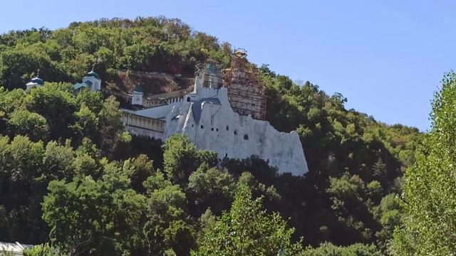 Святогорская Лавра, меловая гора, Святогорск (видео год назад) смотреть онлайн