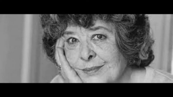 Діана Вінн Джонс. Біографія.