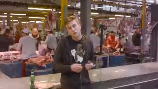 Шеф-повар Владислав Корпусов на Дорогомиловском рынке. смотреть онлайн