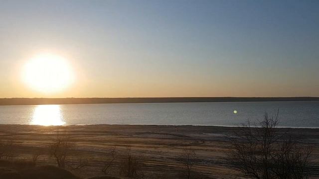 Ханг на берегу Куяльницкого лимана смотреть онлайн