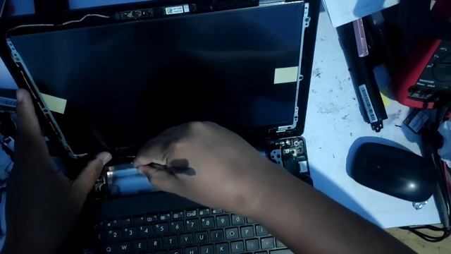 CARA MENGGANTI LCD LAPTOP ASUS X200