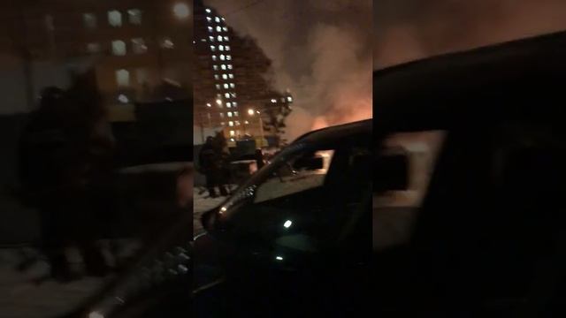Звенигород мкр супонево горит 3 машины 13.01.2018 смотреть онлайн