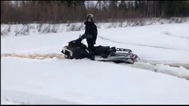 Lynx 49 Ranger 600r E-TEC Touring Думайте сами решайте сами иметь или не иметь! а я вытащил утиль