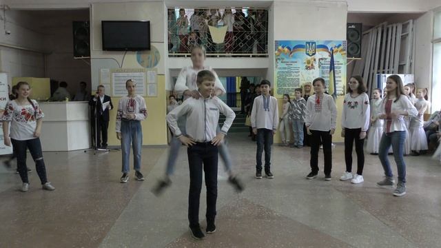 Танец на День матери 6 класс 2019 смотреть онлайн