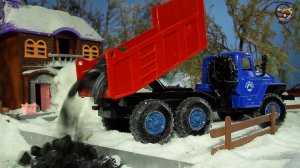 Мультик про Машинки - Маша и Её друзья строят гараж для машинок. МанкиМульт