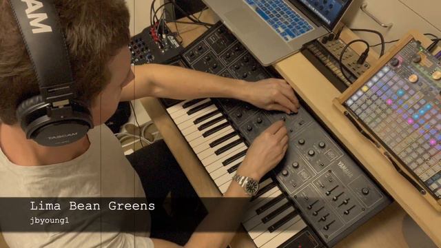 Yamaha CS-15 controlled by the Synthstrom Deluge to create a duophonic track смотреть онлайн