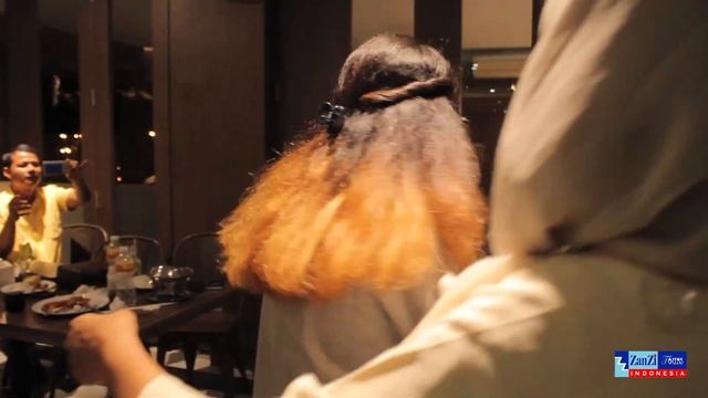 Surprise Birthday Party Mrs. Zubaedah with ZanZi Tours смотреть онлайн