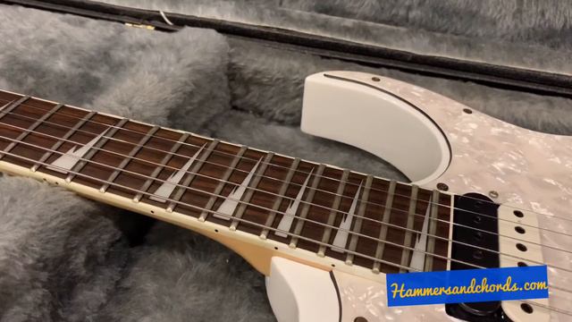 Ibanez RG350DX Review смотреть онлайн