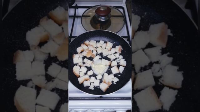 Нежный сырно-сливочный суп-пюре. Кто за добавкой?