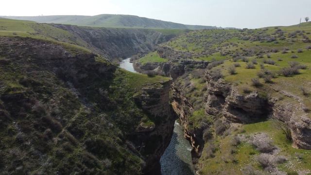 Шымкент Каньон, река Аксу смотреть онлайн