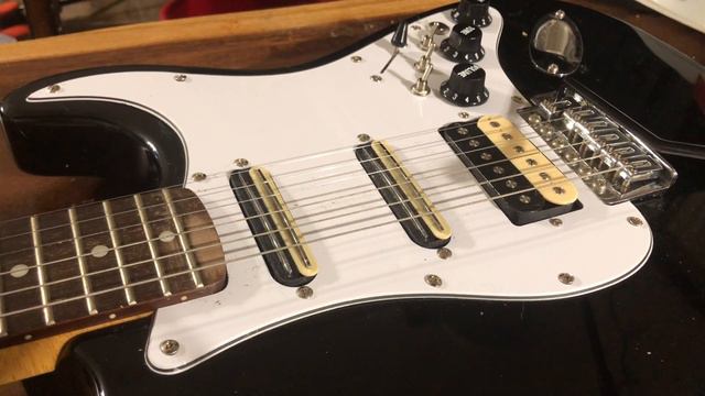 What’s exactly wrong with my Gibson epiphone strat? смотреть онлайн