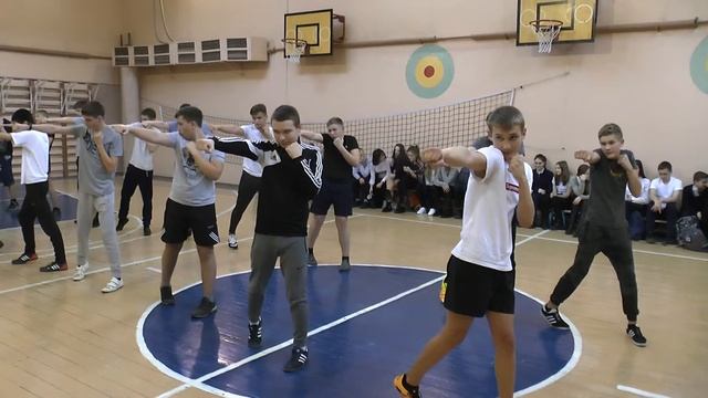 "Интересная физкультура" БОКС - МИХАИЛ ДРИНОВСКИЙ смотреть онлайн