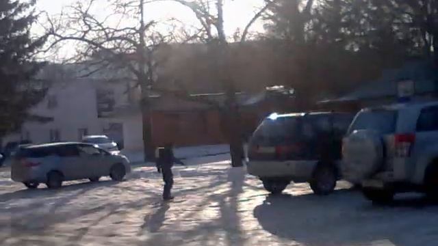 по гололёду на лыжах.mp4 смотреть онлайн