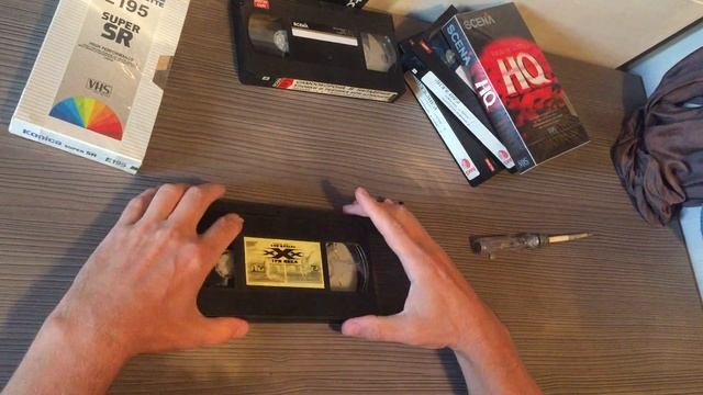 Разбор видеокассеты VHS смотреть онлайн