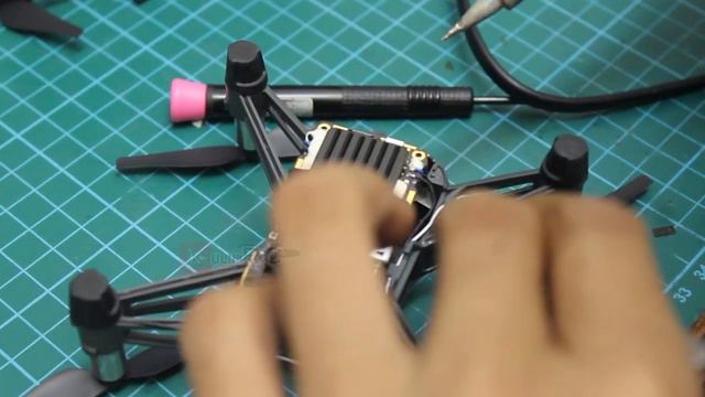 How to Replacement motor DJI Tello смотреть онлайн