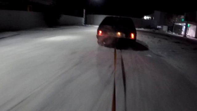 SKIJORING #2 БОКОМ НА СНЕГОКАТЕ смотреть онлайн